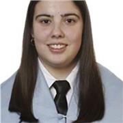 Graduada en un ciclo superior de educación infantil,continuo estudiando otras ramas de las educación